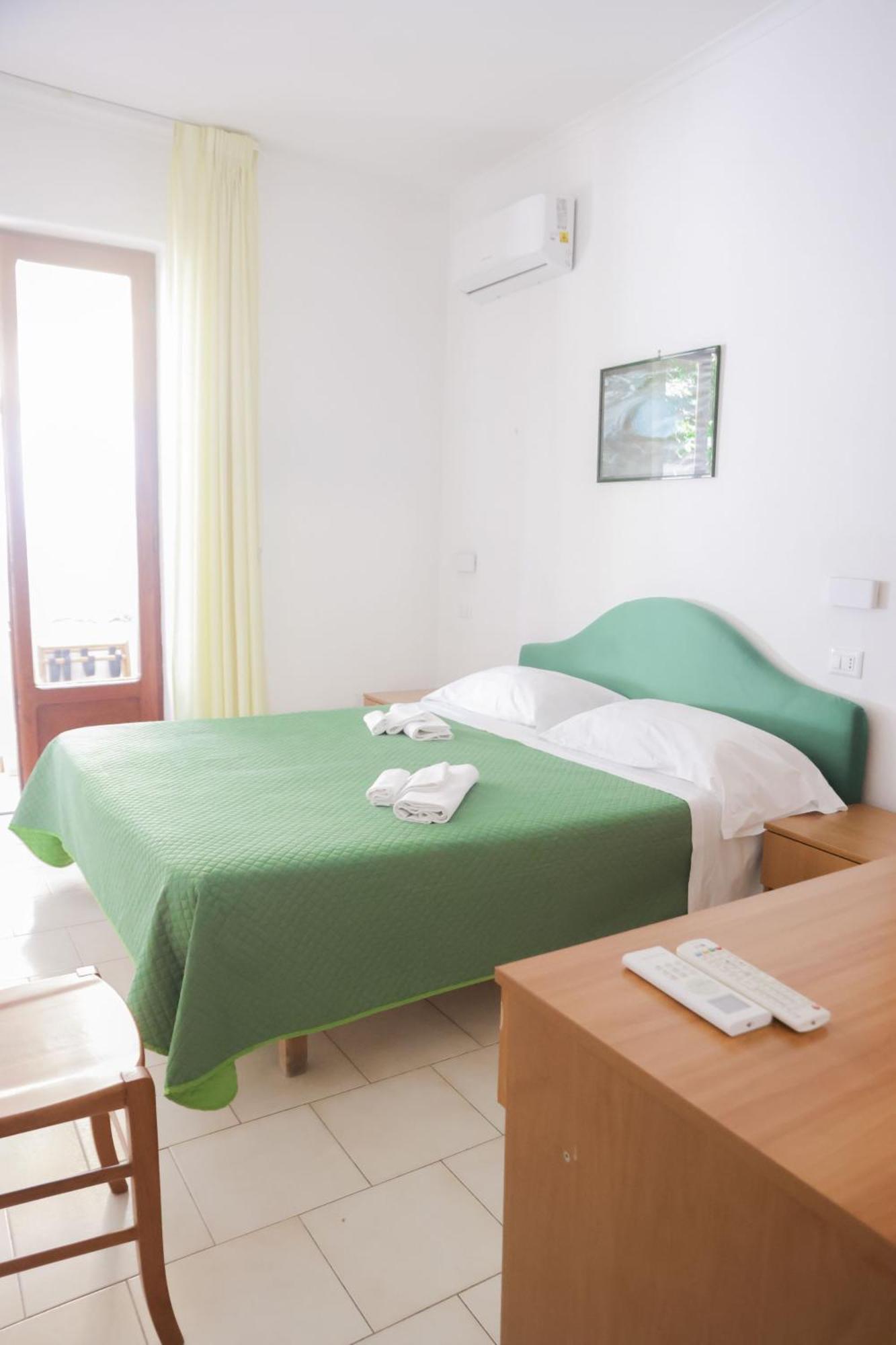 Hotel Cesotta Forio  Ngoại thất bức ảnh